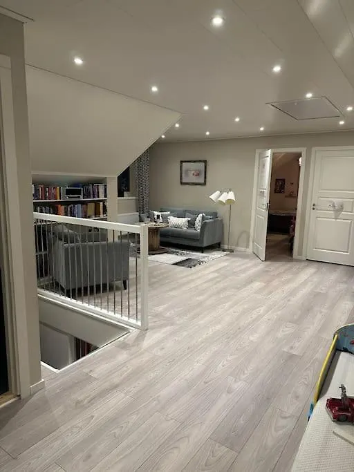 Aelvkullevaegen 11 Villa Save